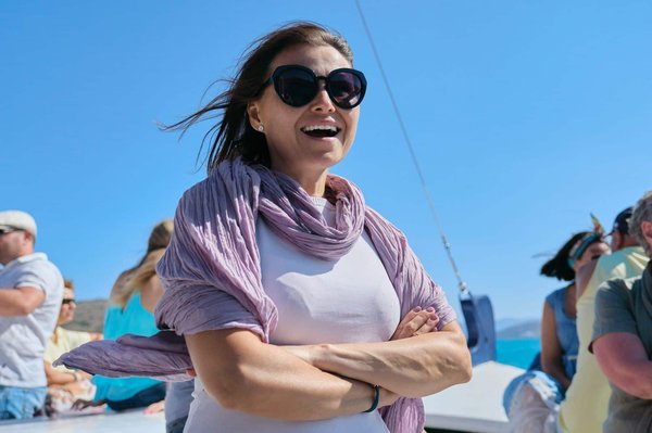 Wie gewöhne ich meinen Hund an Autofahrten?