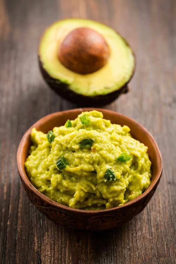 Welche Zutaten sind unverzichtbar für eine gute Guacamole?